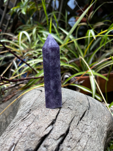 Lepidolite point